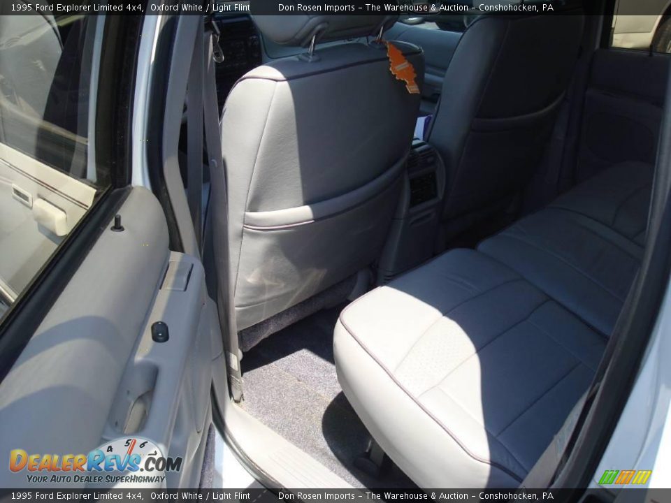 1995 Ford Explorer Limited 4x4 Oxford White / Light Flint Photo #21