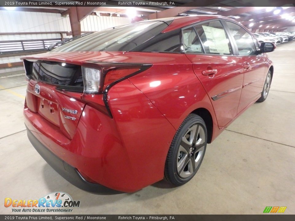2019 Toyota Prius Limited Supersonic Red / Moonstone Photo #2