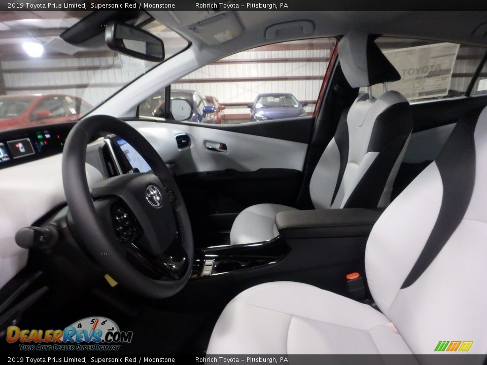 2019 Toyota Prius Limited Supersonic Red / Moonstone Photo #6