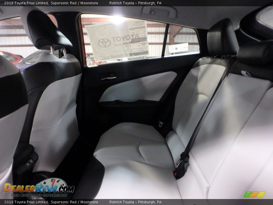 2019 Toyota Prius Limited Supersonic Red / Moonstone Photo #7
