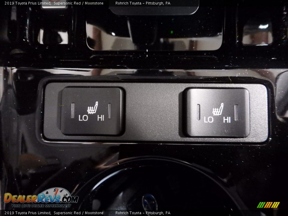 2019 Toyota Prius Limited Supersonic Red / Moonstone Photo #14