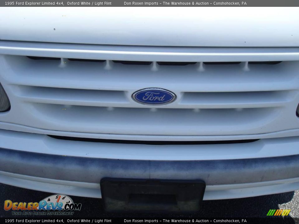 1995 Ford Explorer Limited 4x4 Oxford White / Light Flint Photo #32