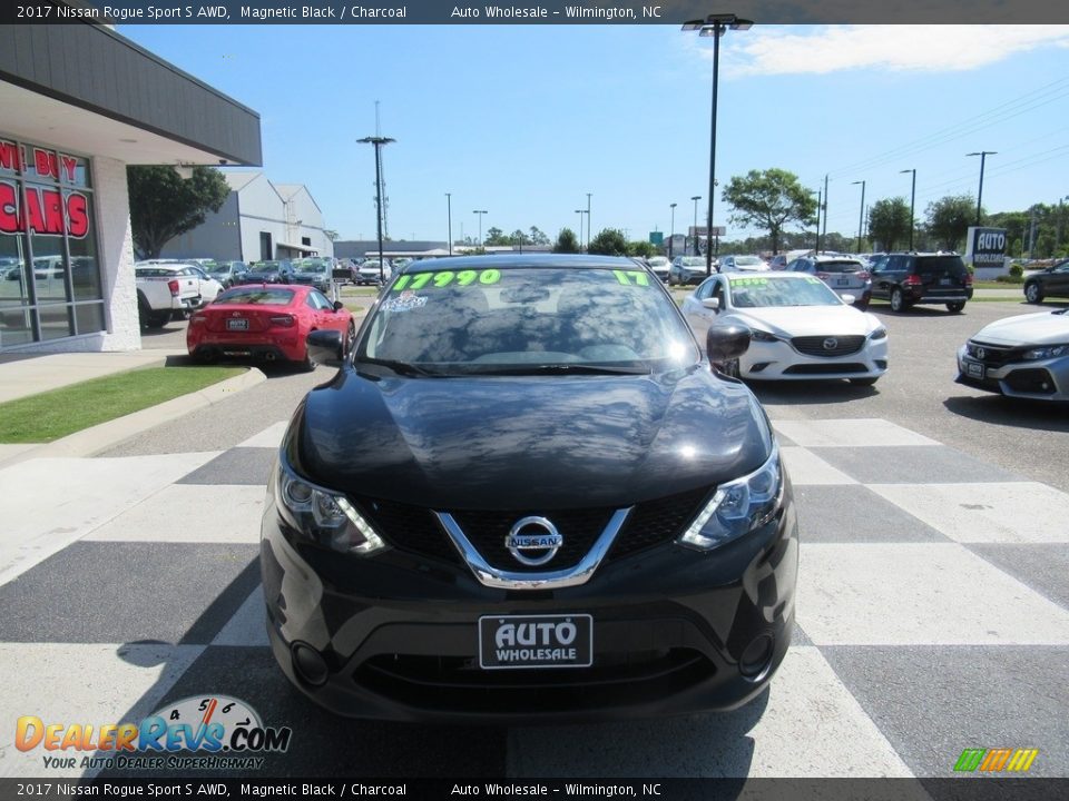 2017 Nissan Rogue Sport S AWD Magnetic Black / Charcoal Photo #2