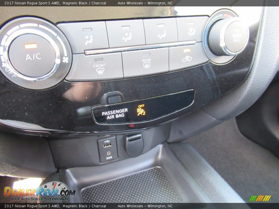 2017 Nissan Rogue Sport S AWD Magnetic Black / Charcoal Photo #17