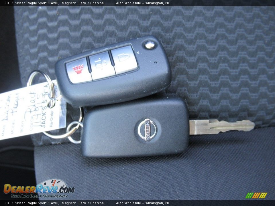 2017 Nissan Rogue Sport S AWD Magnetic Black / Charcoal Photo #20
