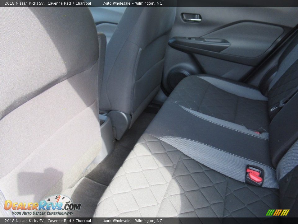 2018 Nissan Kicks SV Cayenne Red / Charcoal Photo #11