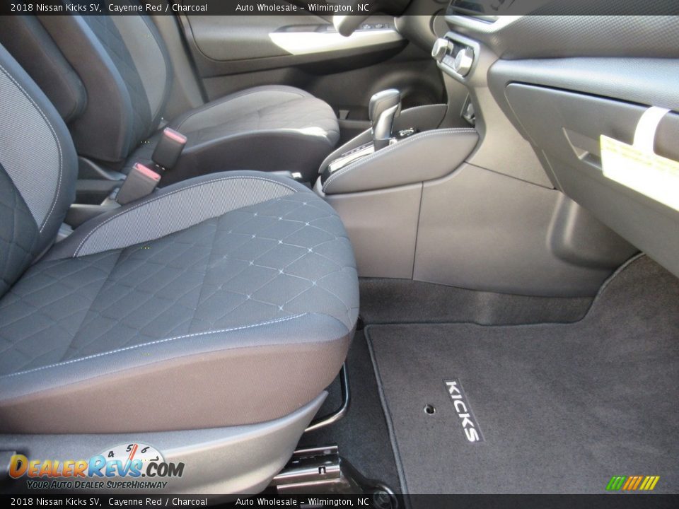 2018 Nissan Kicks SV Cayenne Red / Charcoal Photo #12