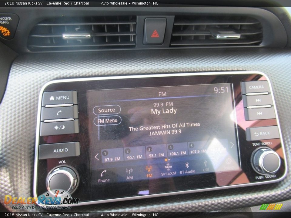 2018 Nissan Kicks SV Cayenne Red / Charcoal Photo #16