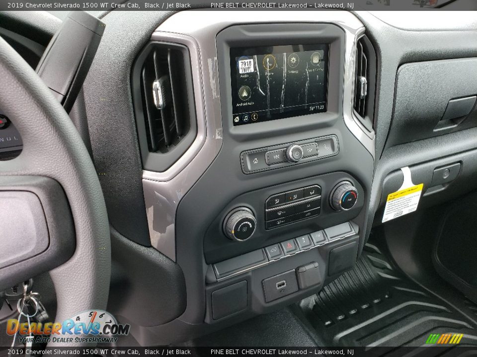 Controls of 2019 Chevrolet Silverado 1500 WT Crew Cab Photo #10