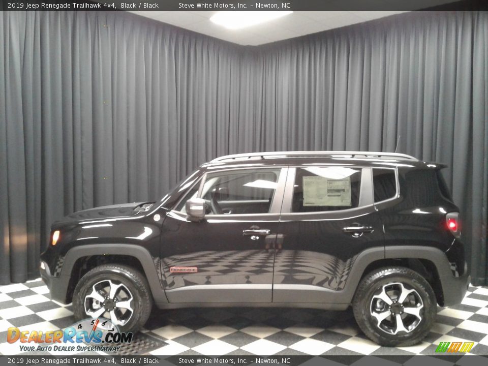 2019 Jeep Renegade Trailhawk 4x4 Black / Black Photo #1