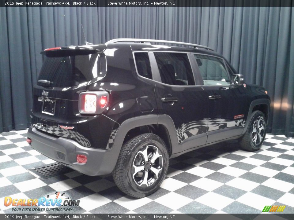 2019 Jeep Renegade Trailhawk 4x4 Black / Black Photo #6