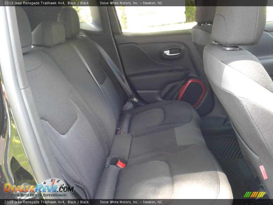 2019 Jeep Renegade Trailhawk 4x4 Black / Black Photo #14