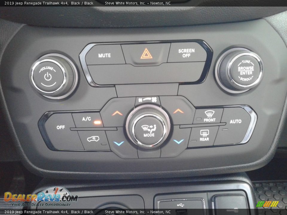 2019 Jeep Renegade Trailhawk 4x4 Black / Black Photo #27