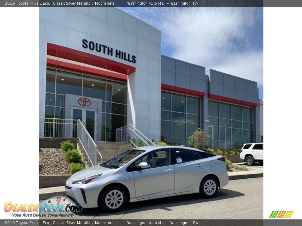 2019 Toyota Prius L Eco Classic Silver Metallic / Moonstone Photo #7