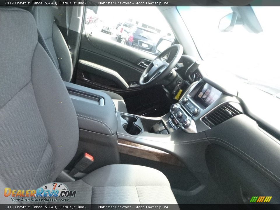 2019 Chevrolet Tahoe LS 4WD Black / Jet Black Photo #10
