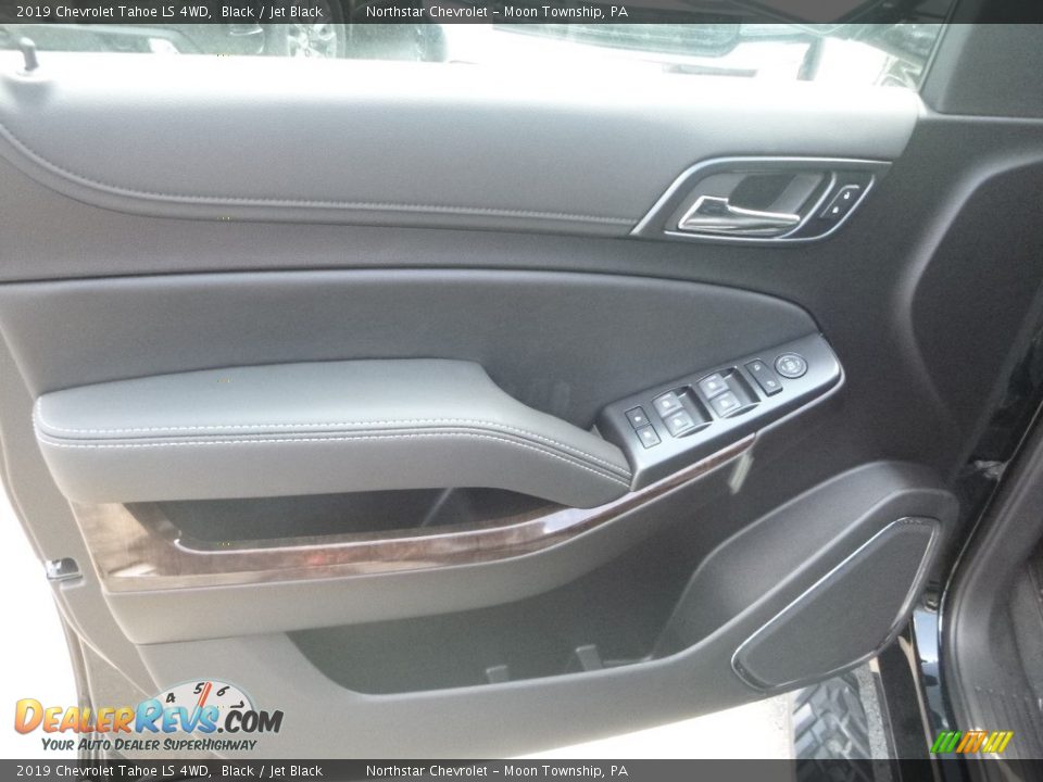 2019 Chevrolet Tahoe LS 4WD Black / Jet Black Photo #13