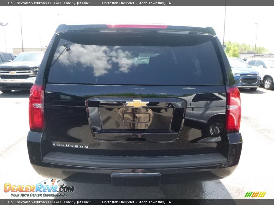 2019 Chevrolet Suburban LT 4WD Black / Jet Black Photo #4