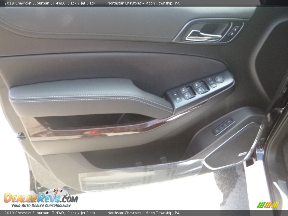 2019 Chevrolet Suburban LT 4WD Black / Jet Black Photo #16