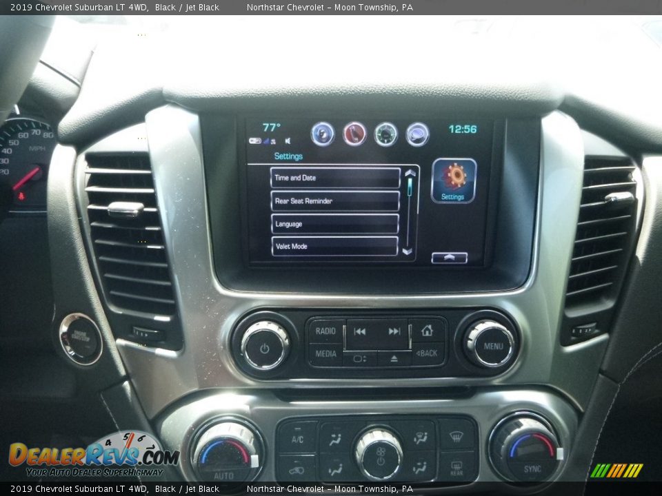 2019 Chevrolet Suburban LT 4WD Black / Jet Black Photo #19