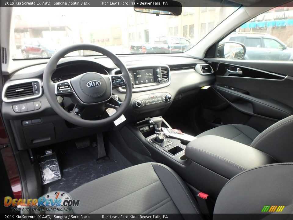 2019 Kia Sorento LX AWD Sangria / Satin Black Photo #14