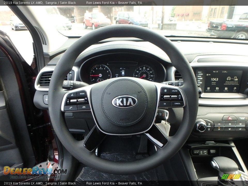 2019 Kia Sorento LX AWD Sangria / Satin Black Photo #18