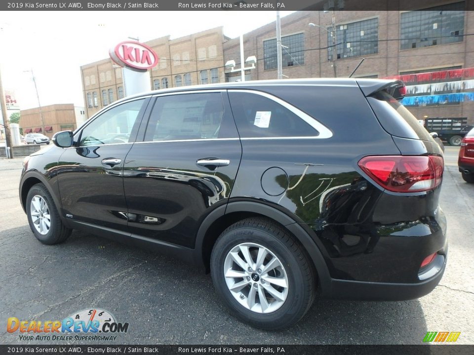 2019 Kia Sorento LX AWD Ebony Black / Satin Black Photo #5