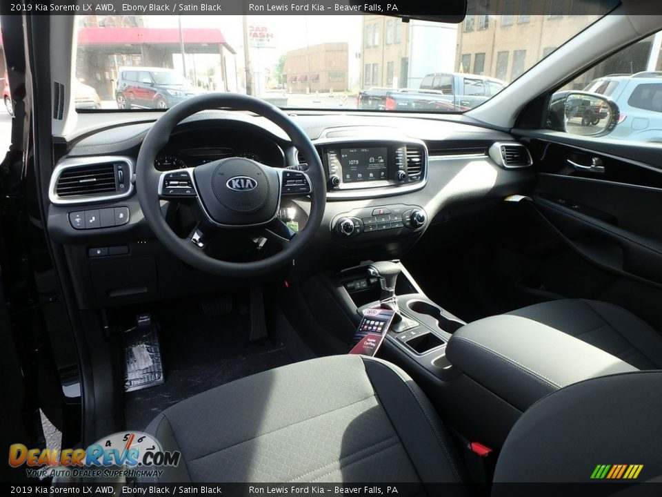 2019 Kia Sorento LX AWD Ebony Black / Satin Black Photo #14