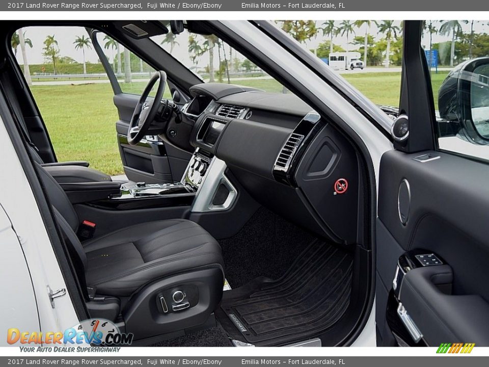 2017 Land Rover Range Rover Supercharged Fuji White / Ebony/Ebony Photo #25