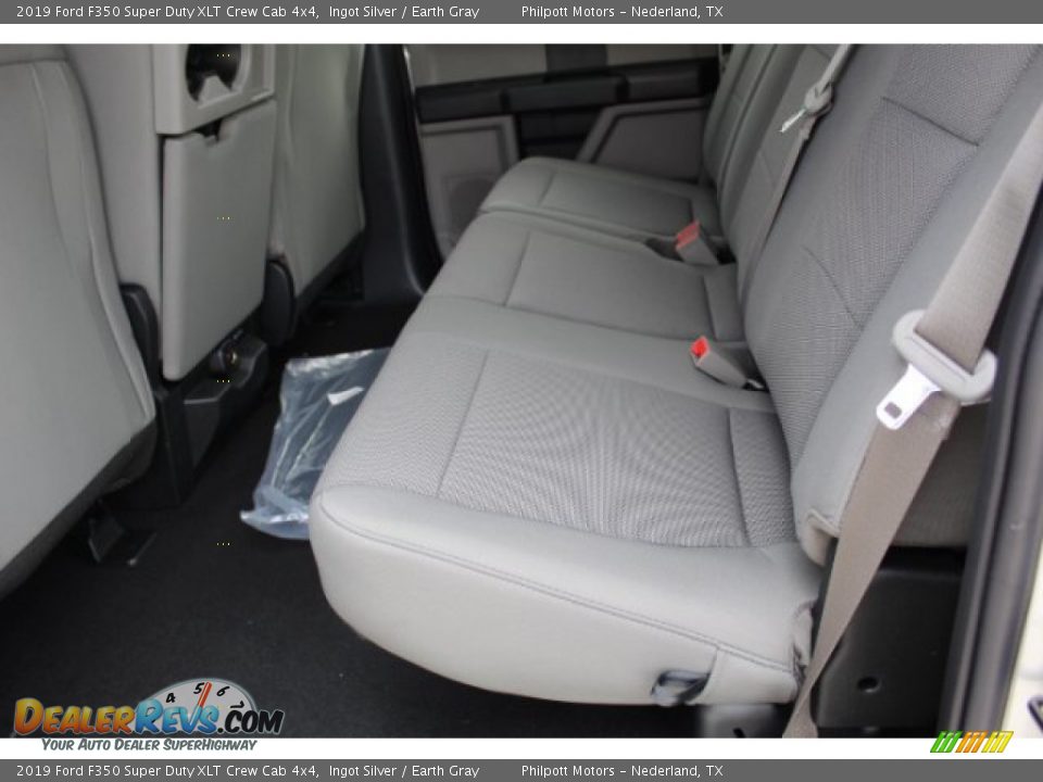 2019 Ford F350 Super Duty XLT Crew Cab 4x4 Ingot Silver / Earth Gray Photo #17