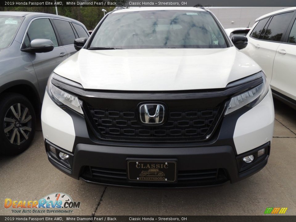 2019 Honda Passport Elite AWD White Diamond Pearl / Black Photo #2