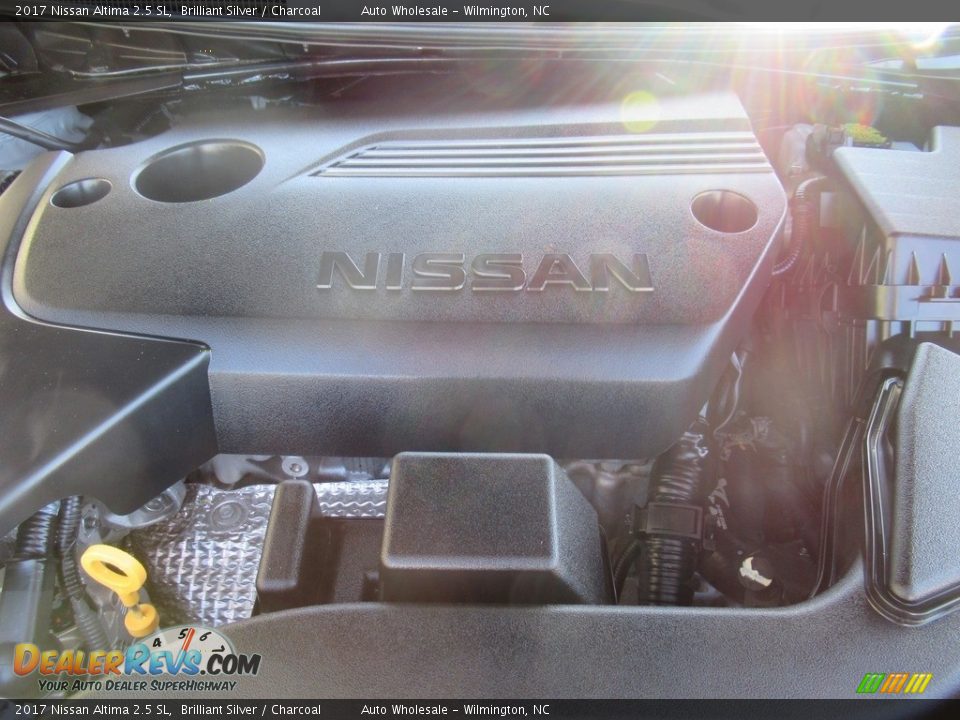 2017 Nissan Altima 2.5 SL Brilliant Silver / Charcoal Photo #6