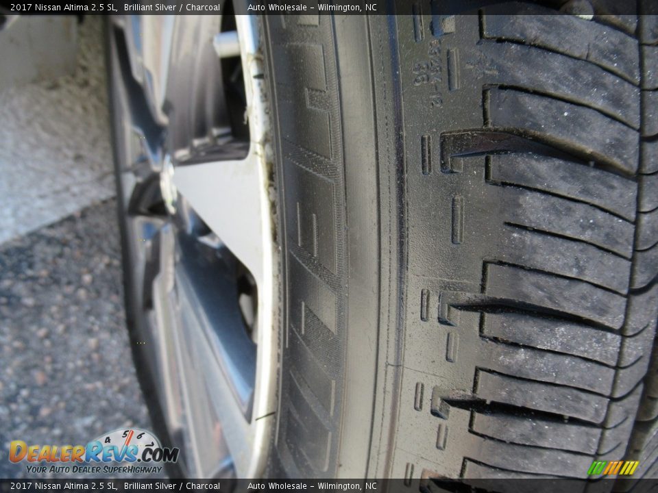 2017 Nissan Altima 2.5 SL Brilliant Silver / Charcoal Photo #8