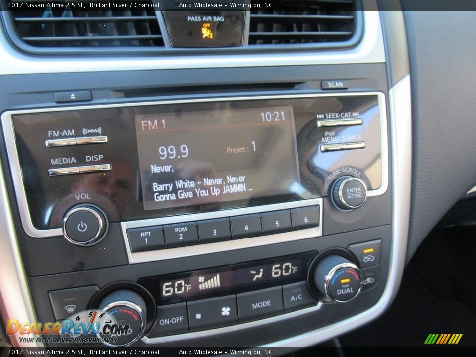 2017 Nissan Altima 2.5 SL Brilliant Silver / Charcoal Photo #18