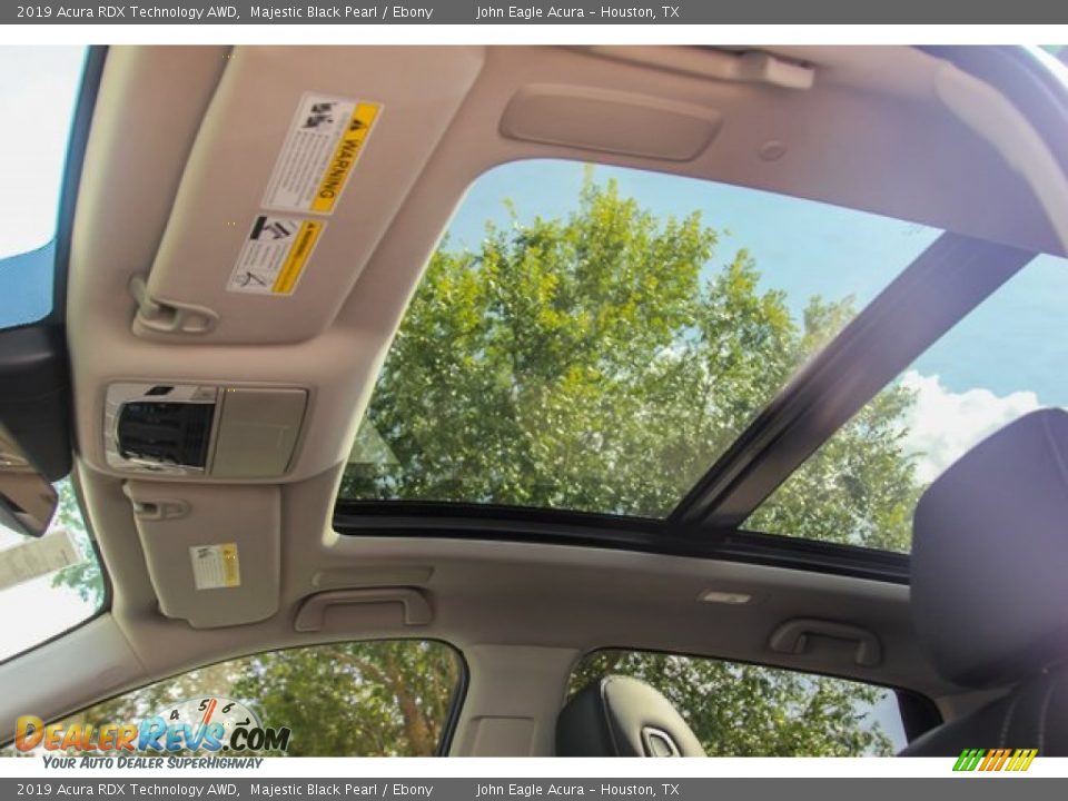 2019 Acura RDX Technology AWD Majestic Black Pearl / Ebony Photo #17