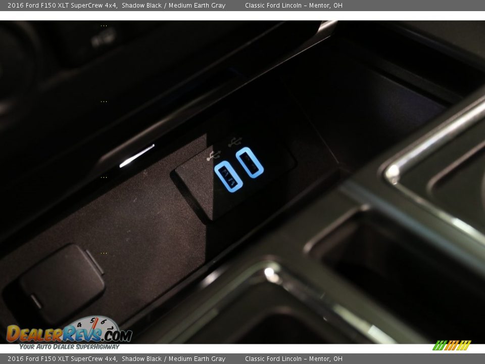 2016 Ford F150 XLT SuperCrew 4x4 Shadow Black / Medium Earth Gray Photo #15