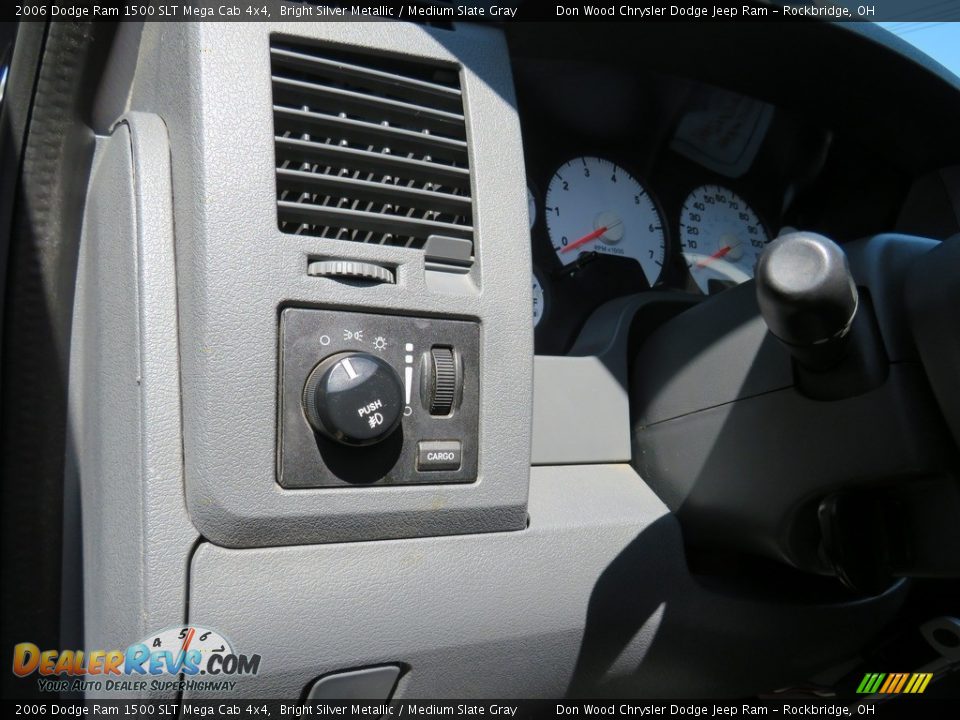 2006 Dodge Ram 1500 SLT Mega Cab 4x4 Bright Silver Metallic / Medium Slate Gray Photo #16