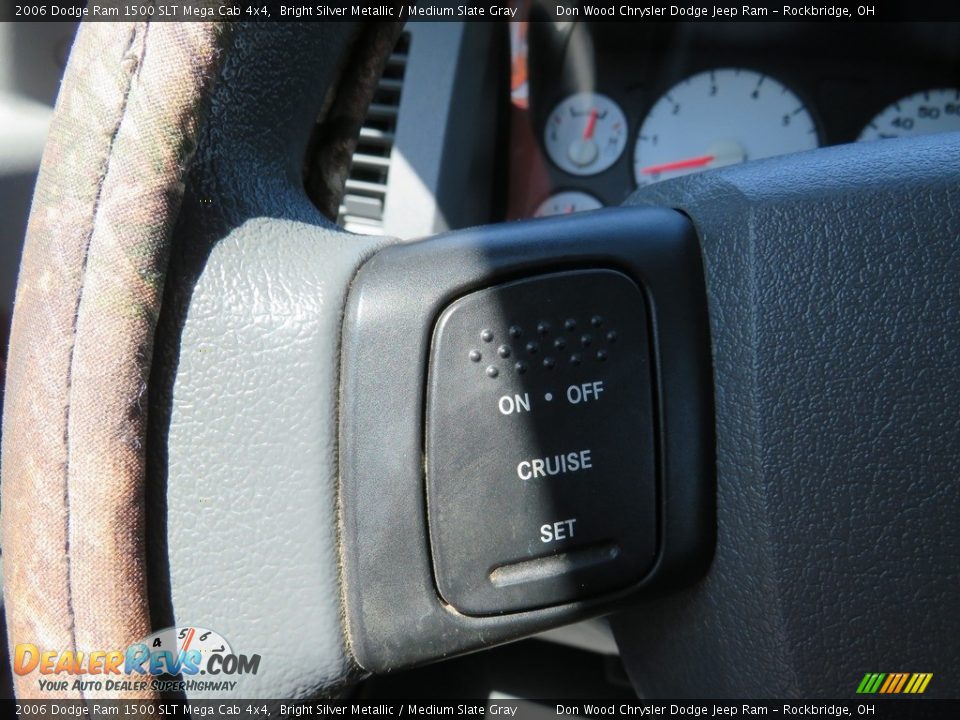 2006 Dodge Ram 1500 SLT Mega Cab 4x4 Bright Silver Metallic / Medium Slate Gray Photo #21