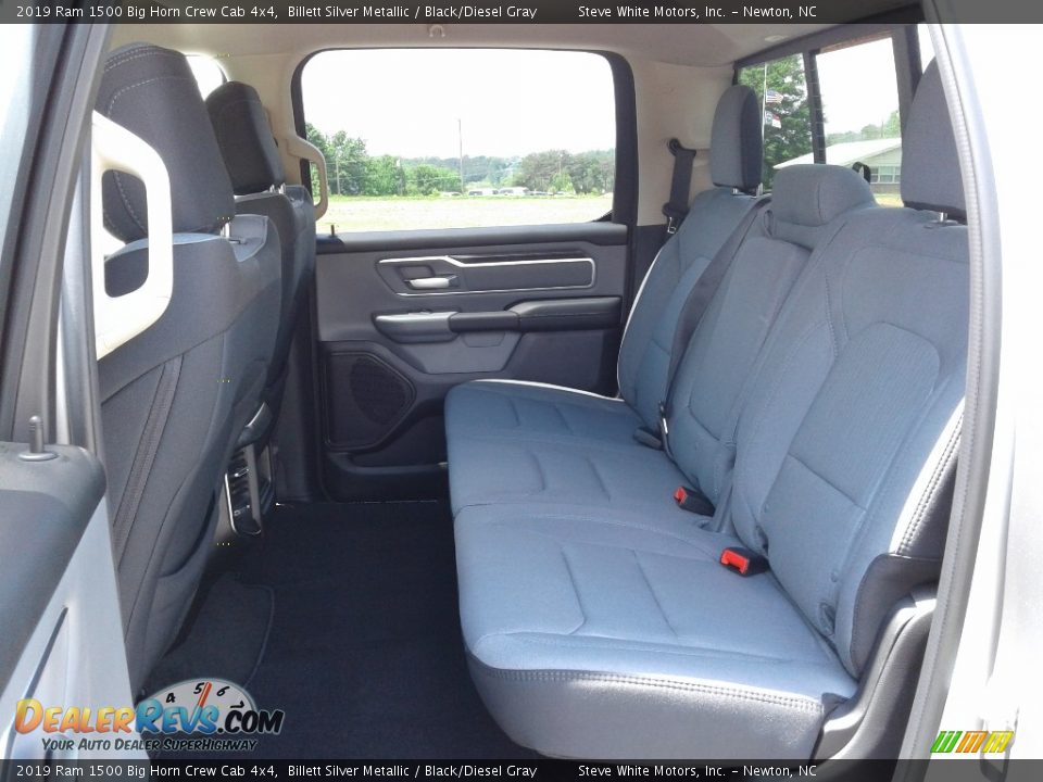 2019 Ram 1500 Big Horn Crew Cab 4x4 Billett Silver Metallic / Black/Diesel Gray Photo #12