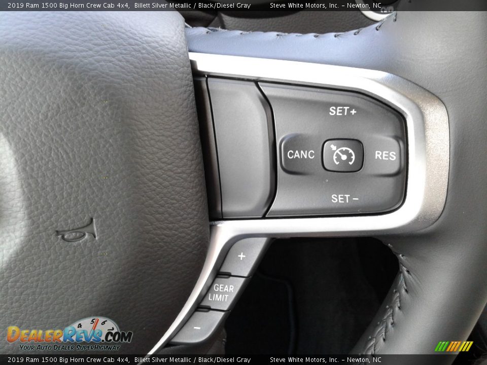 2019 Ram 1500 Big Horn Crew Cab 4x4 Billett Silver Metallic / Black/Diesel Gray Photo #19