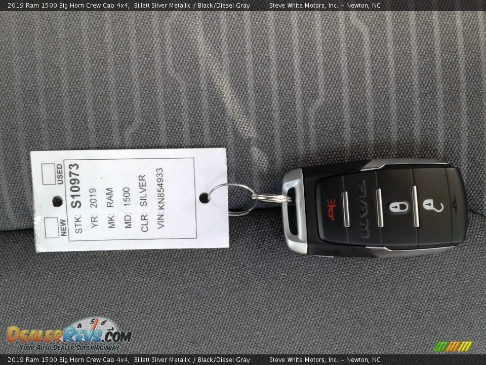 2019 Ram 1500 Big Horn Crew Cab 4x4 Billett Silver Metallic / Black/Diesel Gray Photo #31