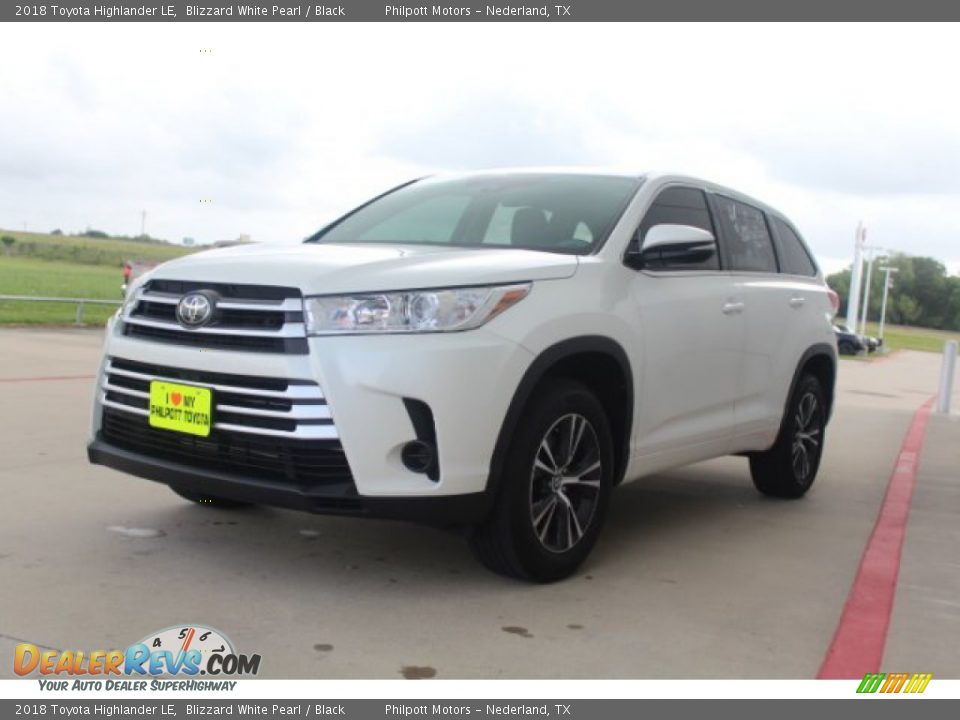 2018 Toyota Highlander LE Blizzard White Pearl / Black Photo #4