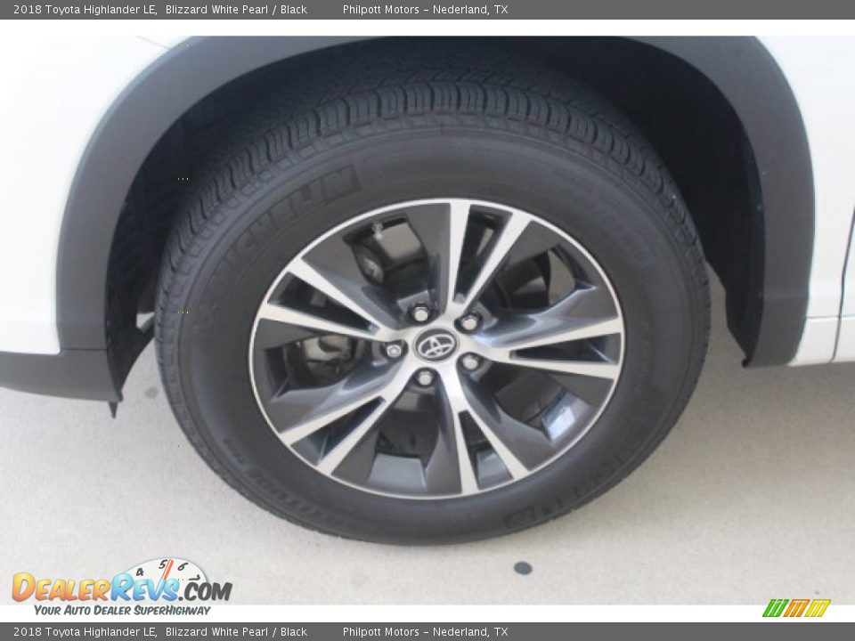 2018 Toyota Highlander LE Blizzard White Pearl / Black Photo #5