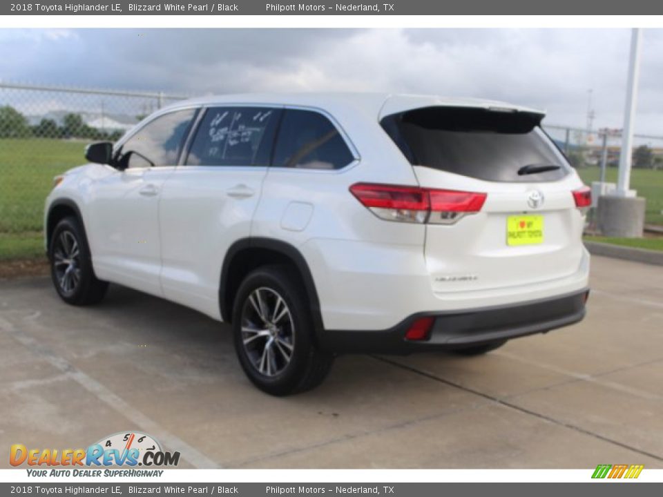 2018 Toyota Highlander LE Blizzard White Pearl / Black Photo #6