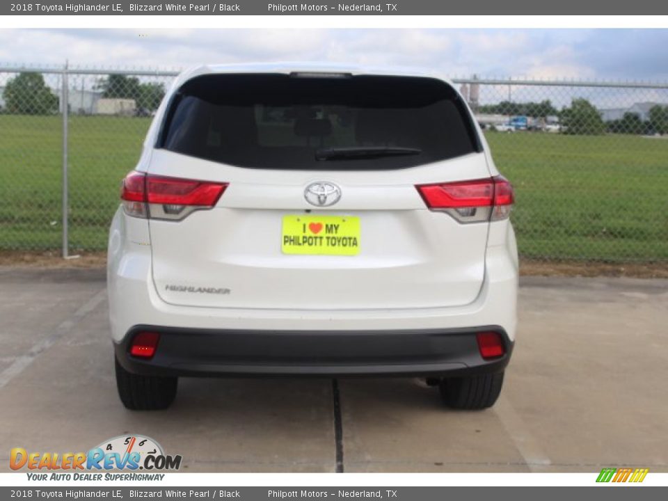 2018 Toyota Highlander LE Blizzard White Pearl / Black Photo #7
