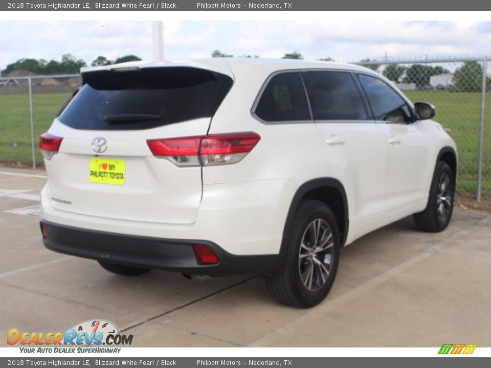 2018 Toyota Highlander LE Blizzard White Pearl / Black Photo #8