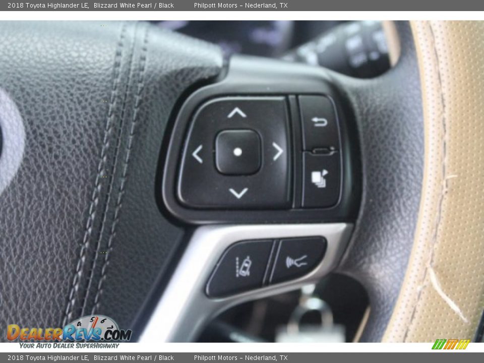 2018 Toyota Highlander LE Blizzard White Pearl / Black Photo #15
