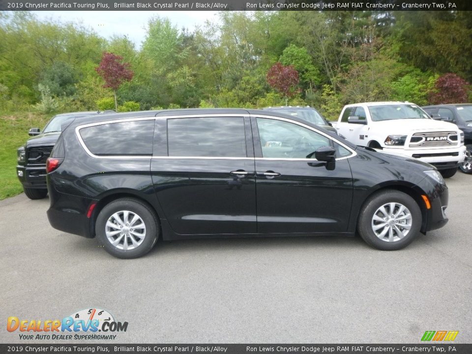 2019 Chrysler Pacifica Touring Plus Brilliant Black Crystal Pearl / Black/Alloy Photo #5