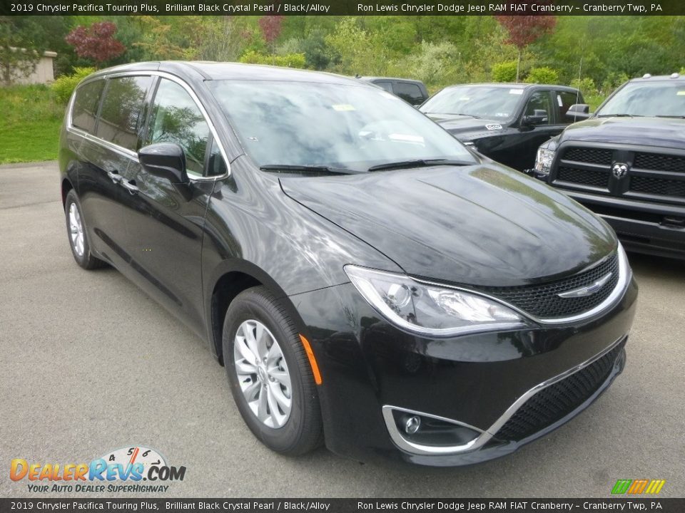 2019 Chrysler Pacifica Touring Plus Brilliant Black Crystal Pearl / Black/Alloy Photo #6