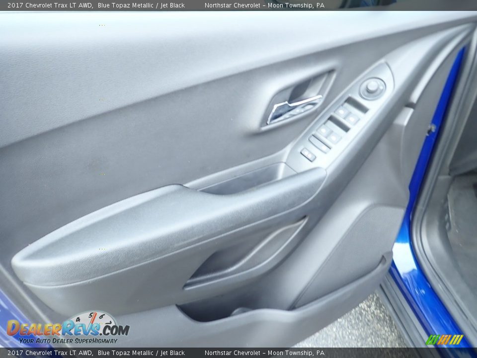 2017 Chevrolet Trax LT AWD Blue Topaz Metallic / Jet Black Photo #24
