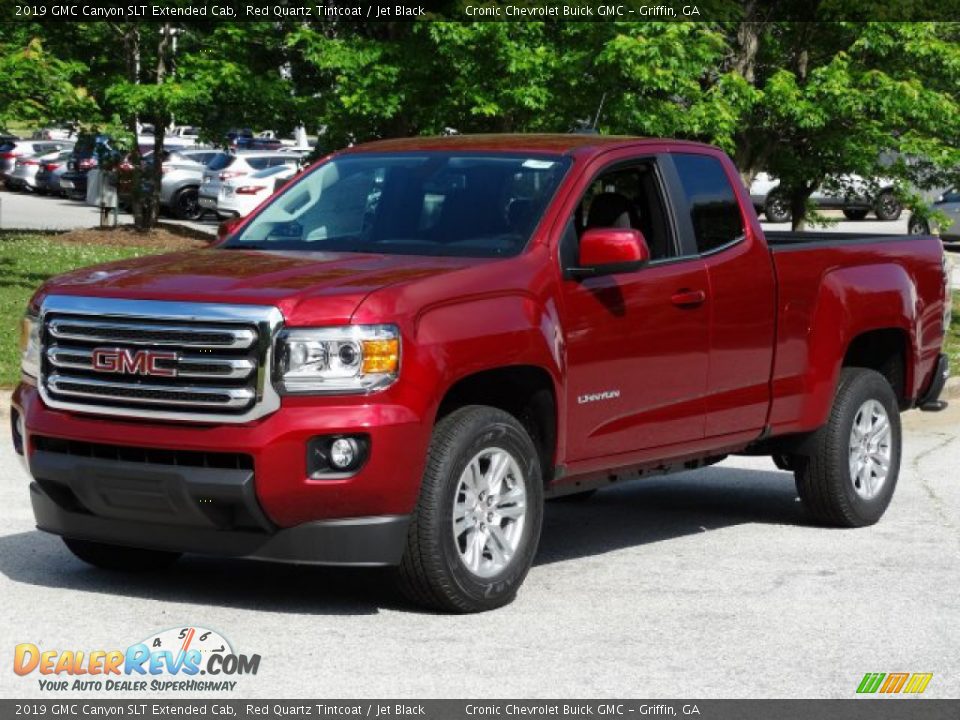 Front 3/4 View of 2019 GMC Canyon SLT Extended Cab Photo #5